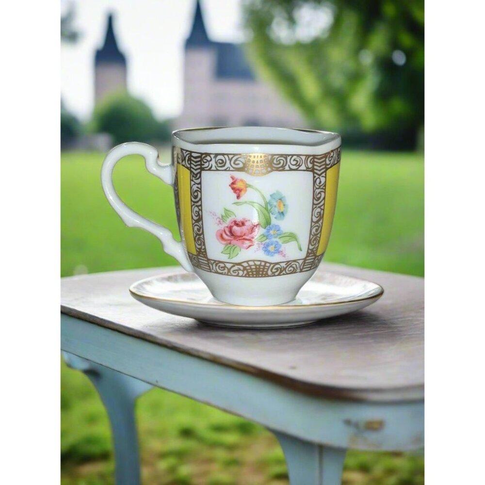 1985 Avon Tradition Cup and Saucer Collection Germany Circa 1700